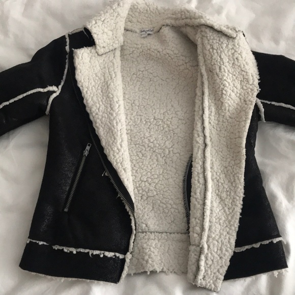 Faux shearling jacket - Picture 2 of 3